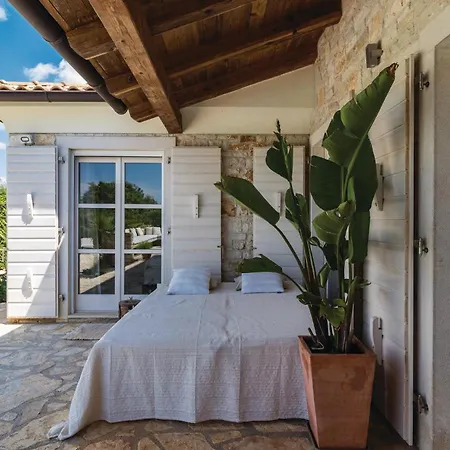 Lovely In With Wifi Holiday home Stifanici