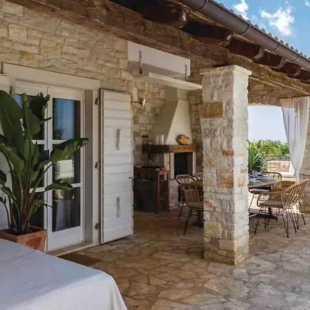 Lovely In With Wifi Holiday home Stifanici